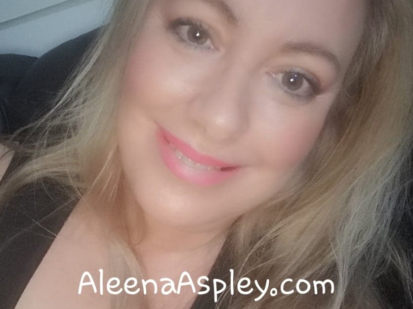 Aleena Aspley Somatic Sexologist Brisbane Sexological Bodywork Tantric Whisperer